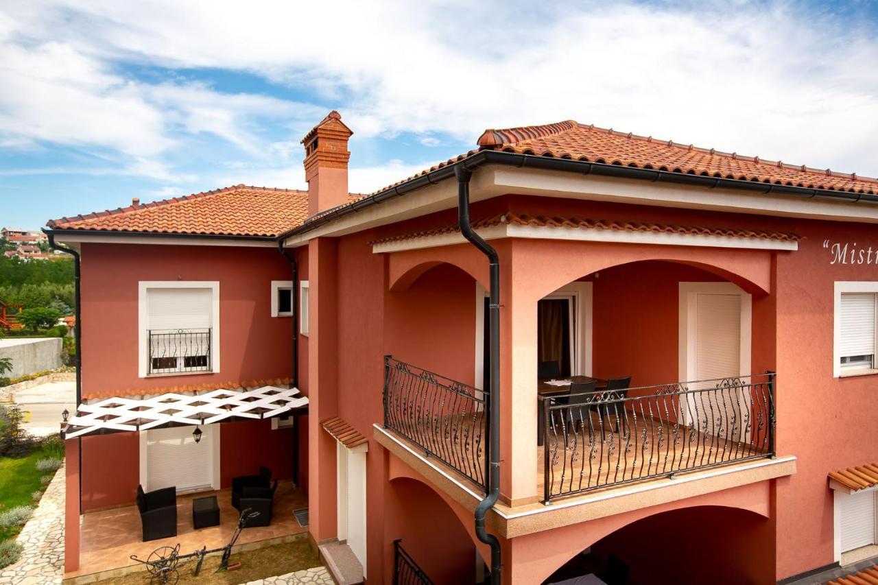 Mistral Apartments Lopar Exterior photo